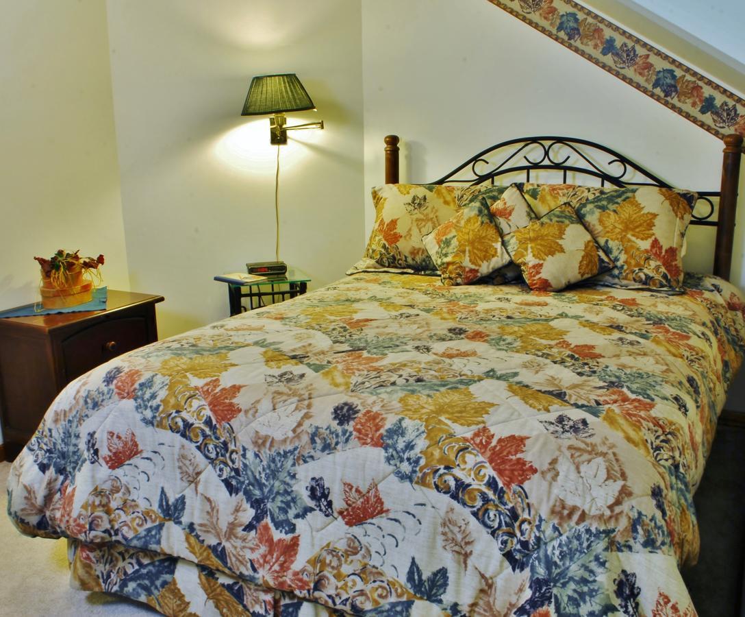 Arbor Hill Inn La Porte Экстерьер фото
