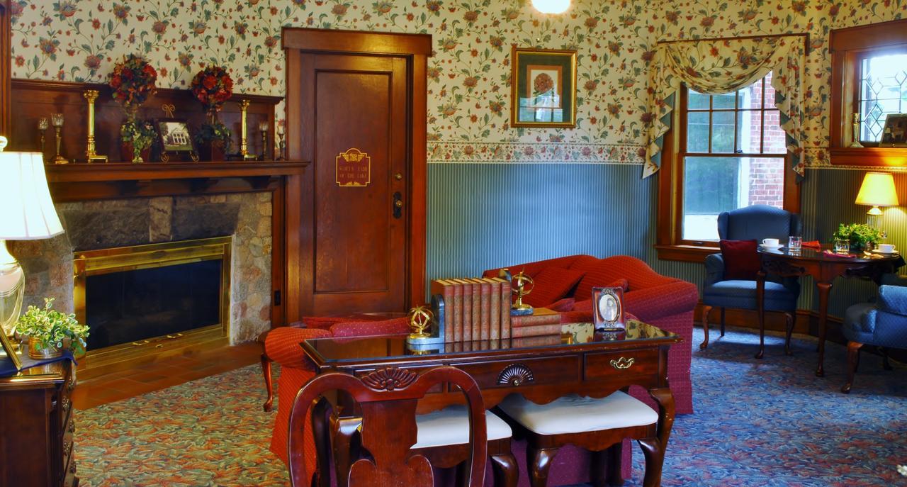 Arbor Hill Inn La Porte Экстерьер фото