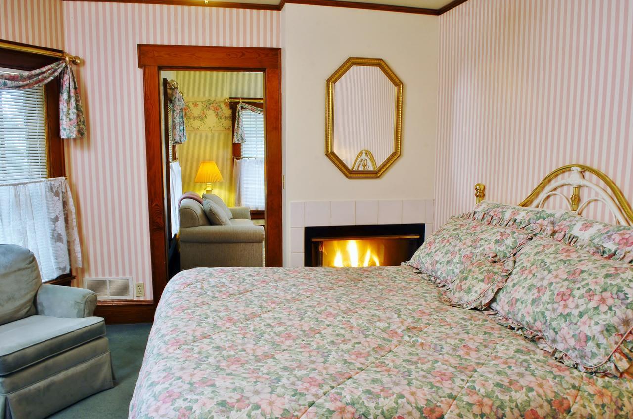 Arbor Hill Inn La Porte Экстерьер фото