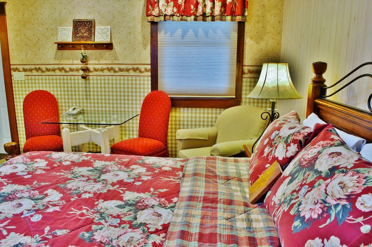 Arbor Hill Inn La Porte Экстерьер фото
