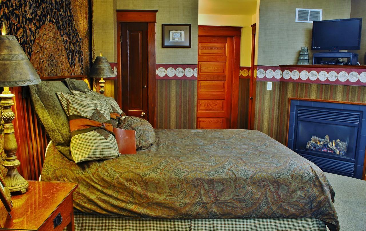 Arbor Hill Inn La Porte Экстерьер фото