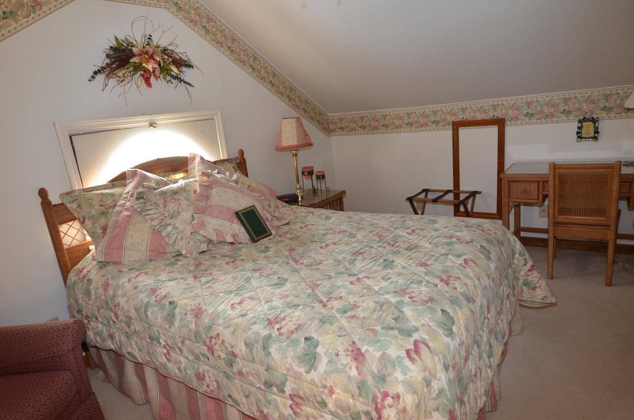 Arbor Hill Inn La Porte Экстерьер фото