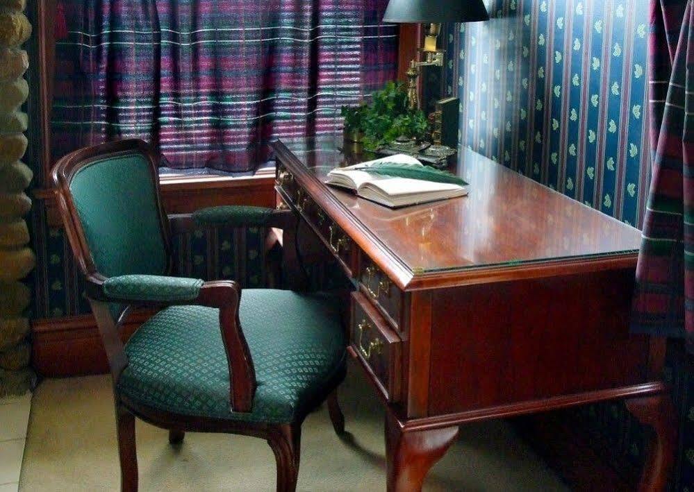Arbor Hill Inn La Porte Экстерьер фото